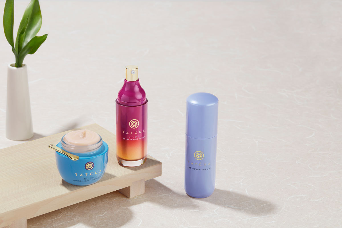 TAT22_OCT_01_SerumEvergreen_0922_TCOM_MAIN_MD_0287_FINAL_LR_RGB