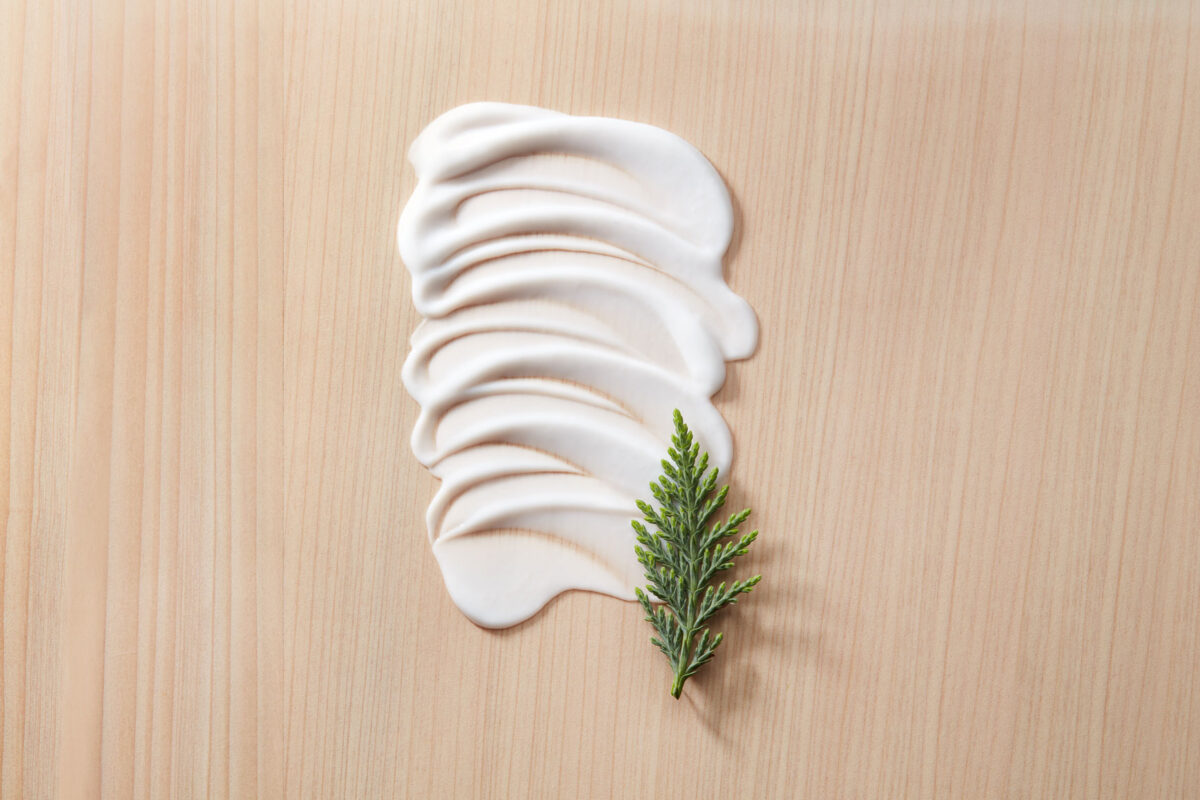 TAT22_AUG_Body_68a_Milk_TXT_SWCH_ALL_0522_MD_22_FINAL_sRGB