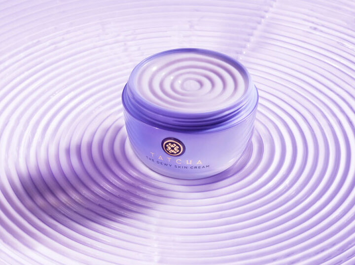 TAT25_GS_MOISTURIZERS_25a_DSC_SI_EM_1124_MAIN_MD_FINAL_RGB